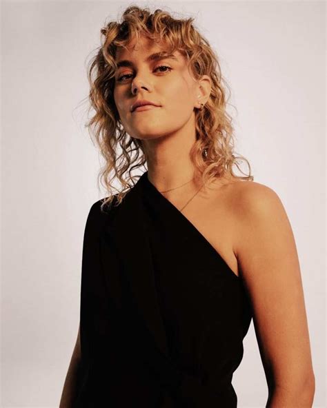 taya smith cancer.
